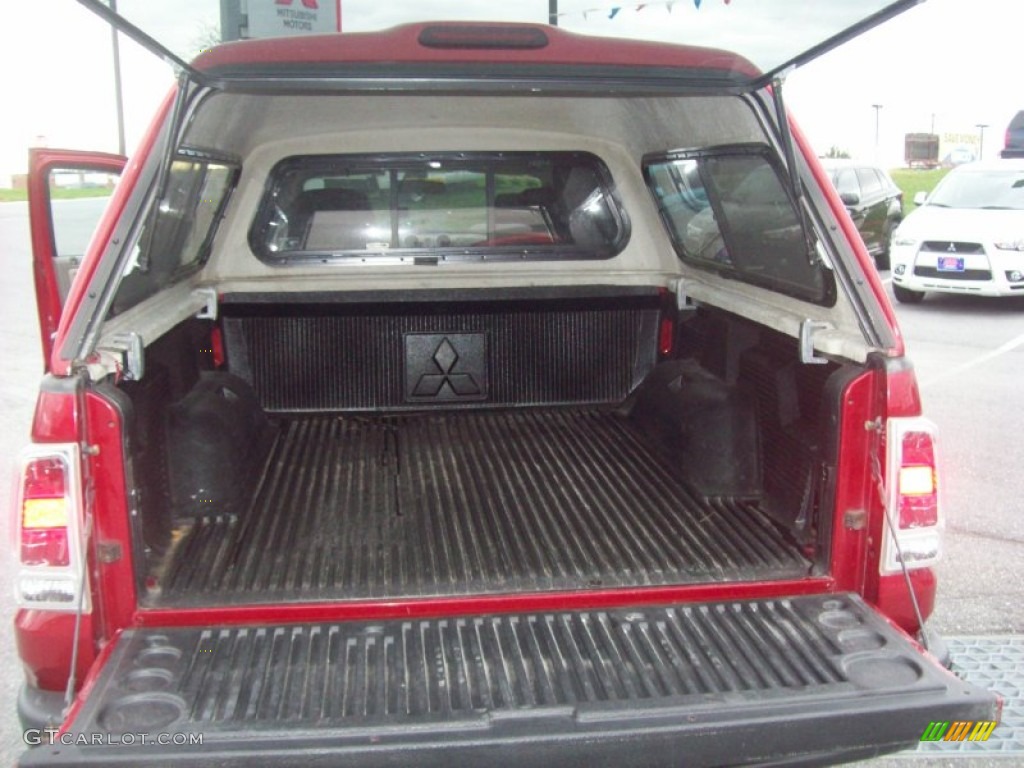 2006 Raider DuroCross Double Cab 4x4 - Lava Red / Slate Gray photo #24