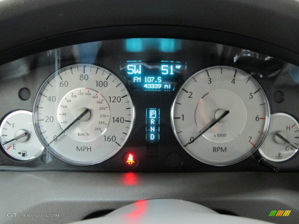 2009 Chrysler 300 C HEMI AWD Gauges Photo #57122803