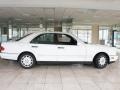 Glacier White - E 320 Sedan Photo No. 2