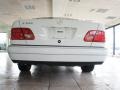 Glacier White - E 320 Sedan Photo No. 15