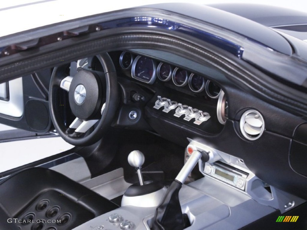 2005 GT  - Midnight Blue Metallic / Ebony Black photo #66