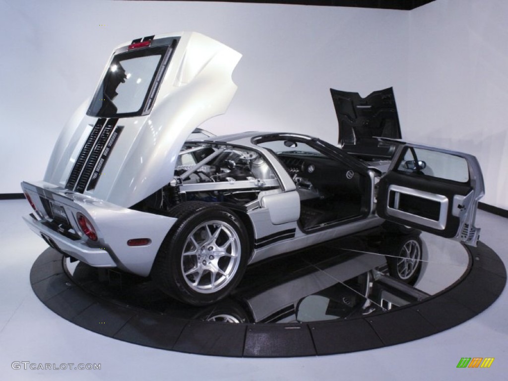 Quick Silver 2005 Ford GT Standard GT Model Exterior Photo #57130537
