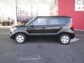 2012 Shadow Black Kia Soul 1.6  photo #2