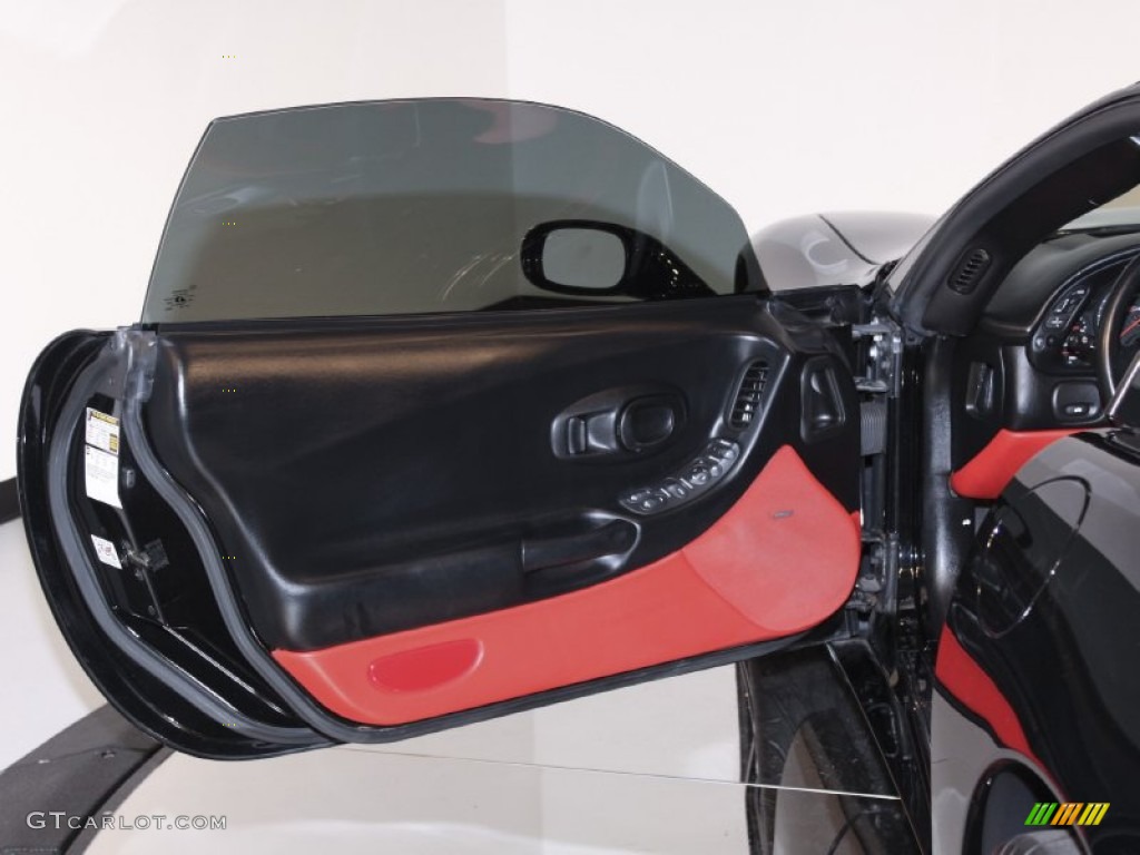 2004 Chevrolet Corvette Z06 Torch Red Door Panel Photo #57134863