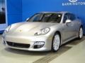 Platinum Silver Metallic - Panamera Turbo Photo No. 3