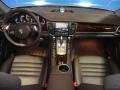 Platinum Silver Metallic - Panamera Turbo Photo No. 14