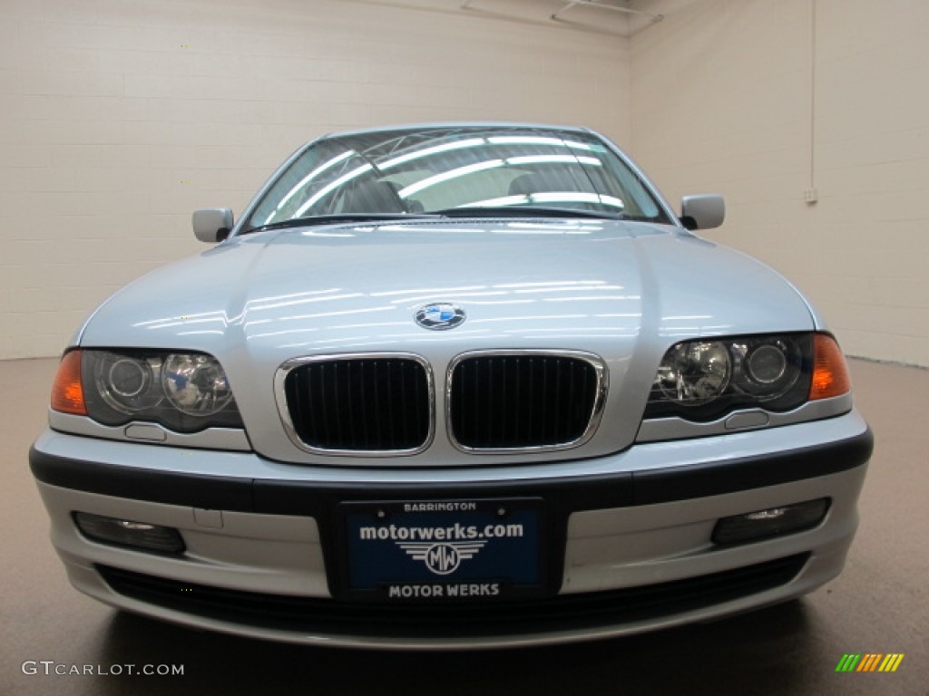 2001 3 Series 325xi Sedan - Titanium Silver Metallic / Black photo #3