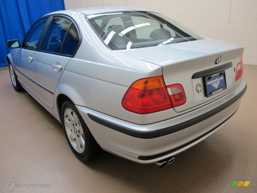 2001 3 Series 325xi Sedan - Titanium Silver Metallic / Black photo #6