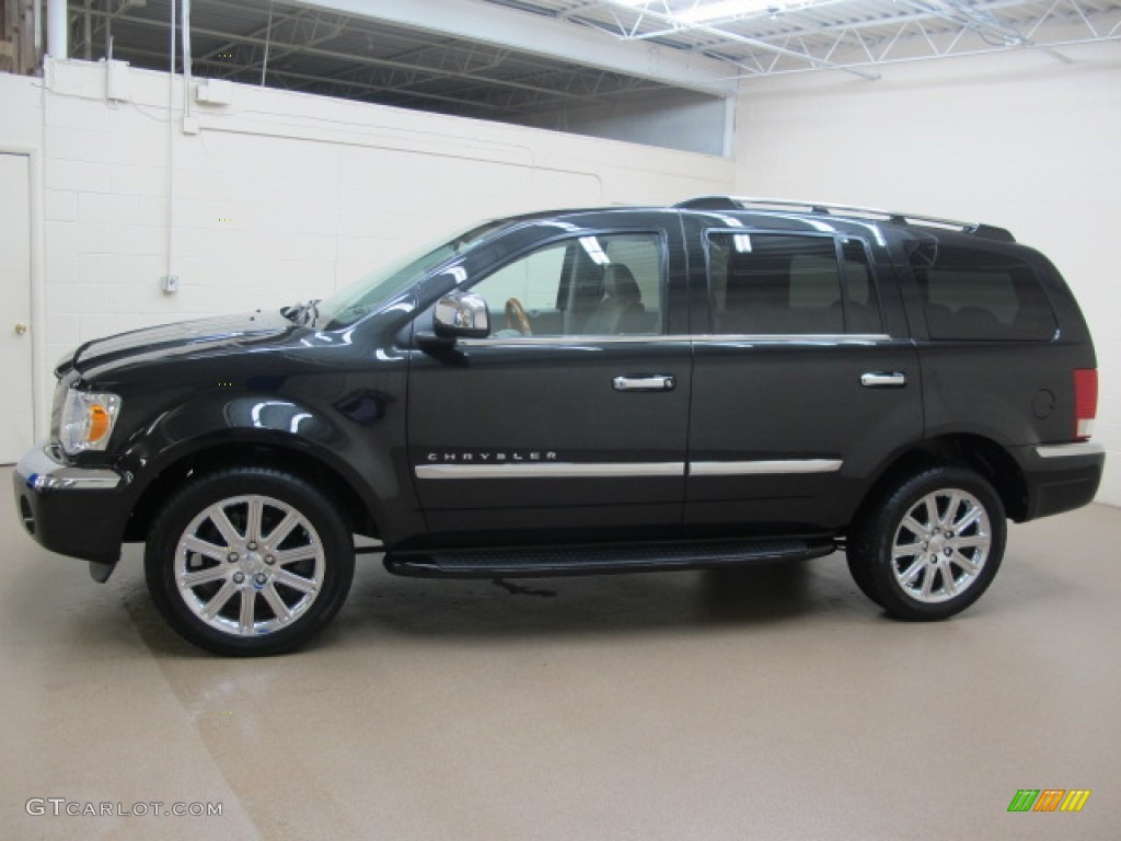 2007 Aspen Limited HEMI 4WD - Brilliant Black Crystal Pearl / Dark Khaki/Light Graystone photo #5