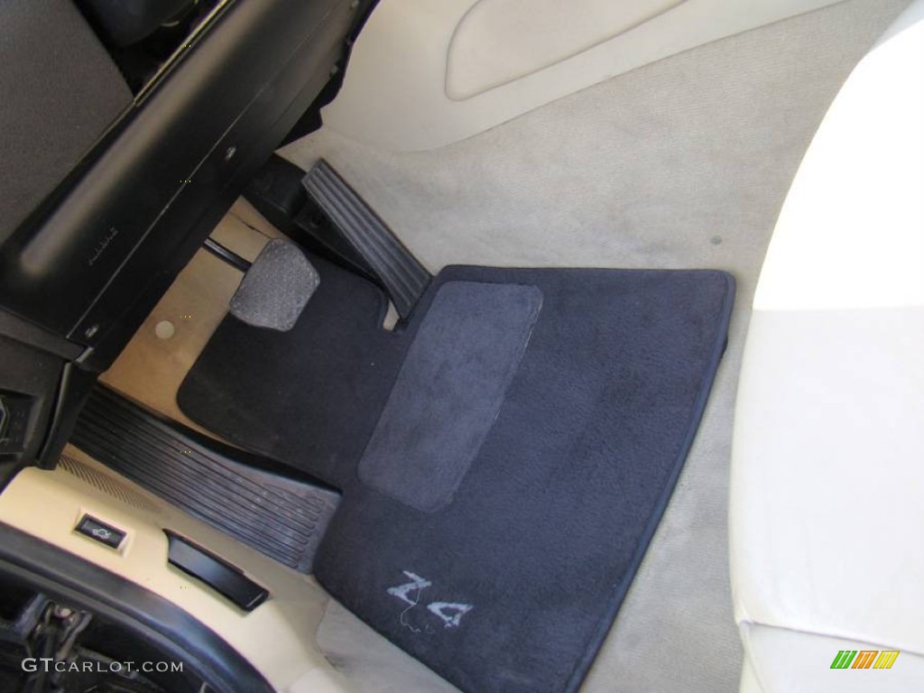 2003 Z4 2.5i Roadster - Jet Black / Beige photo #27