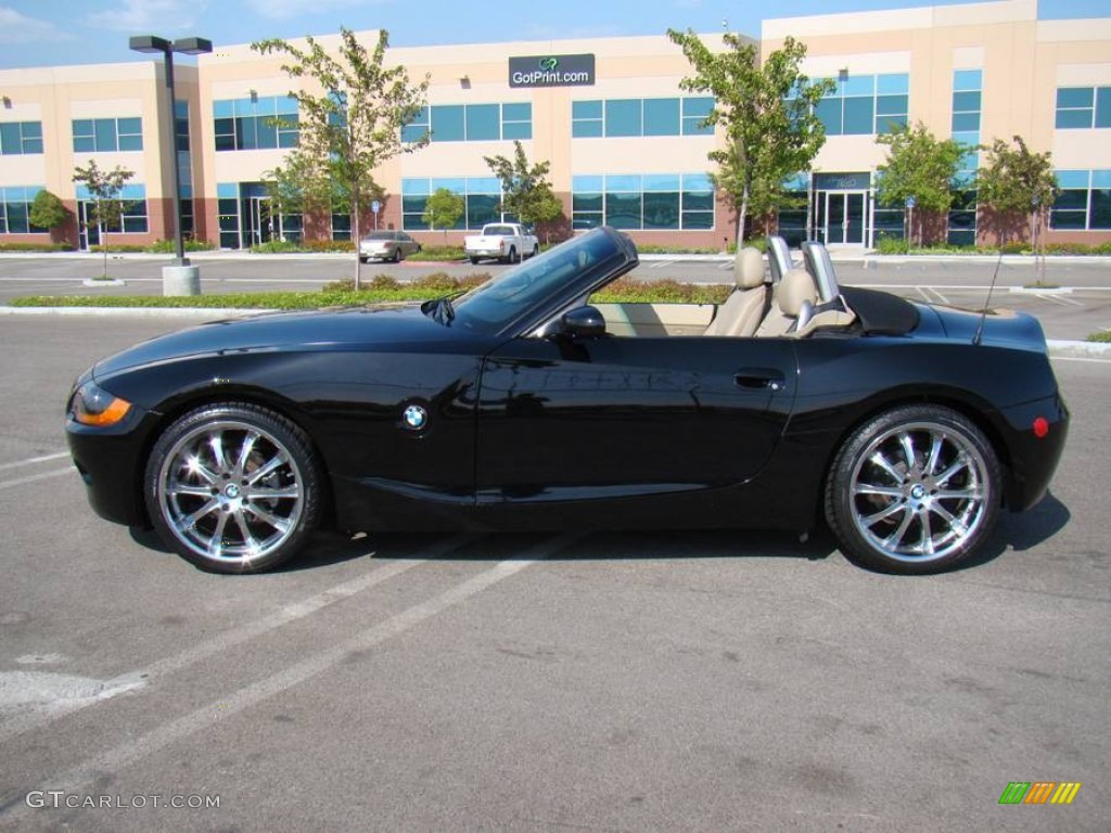 2003 Z4 2.5i Roadster - Jet Black / Beige photo #40