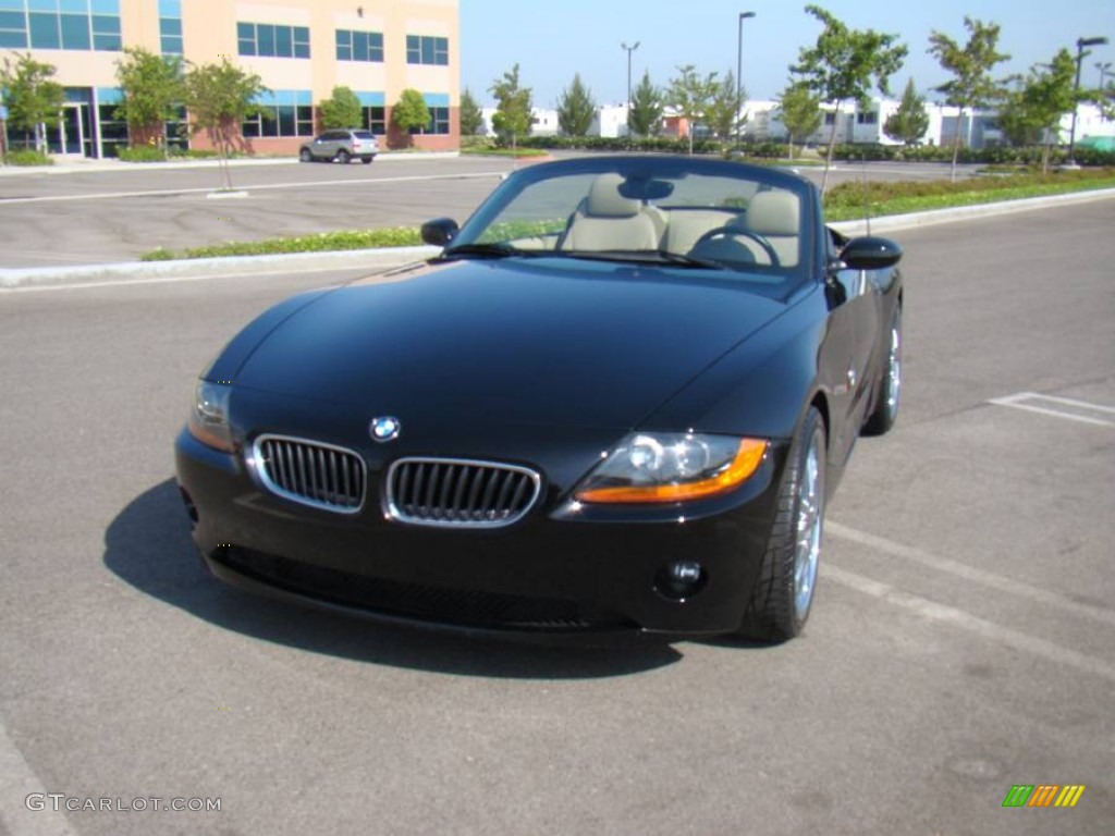2003 Z4 2.5i Roadster - Jet Black / Beige photo #43