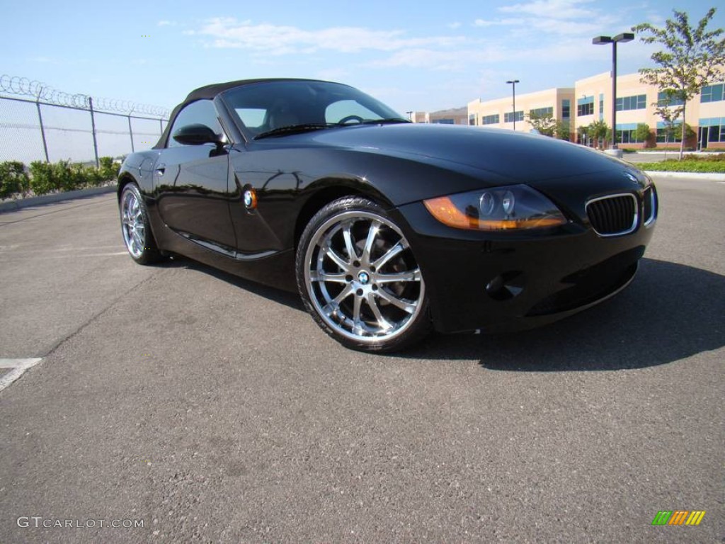 2003 Z4 2.5i Roadster - Jet Black / Beige photo #59