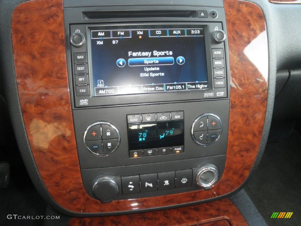2007 Chevrolet Tahoe LTZ 4x4 Controls Photo #57151171