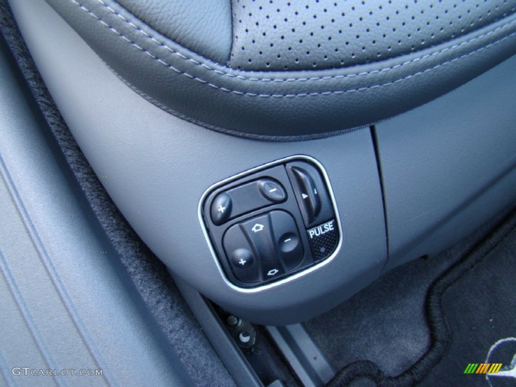 2003 Mercedes-Benz SL 55 AMG Roadster Controls Photo #57151630