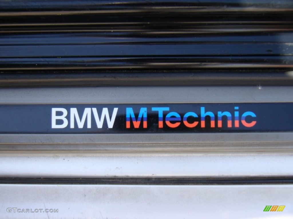 1991 BMW 3 Series 325i M Technic Convertible Marks and Logos Photo #57151984