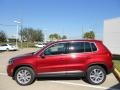 Wild Cherry Metallic - Tiguan SE Photo No. 4