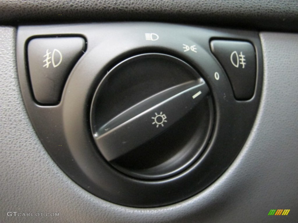 2005 Saab 9-3 Arc Sport Sedan Controls Photo #57153655