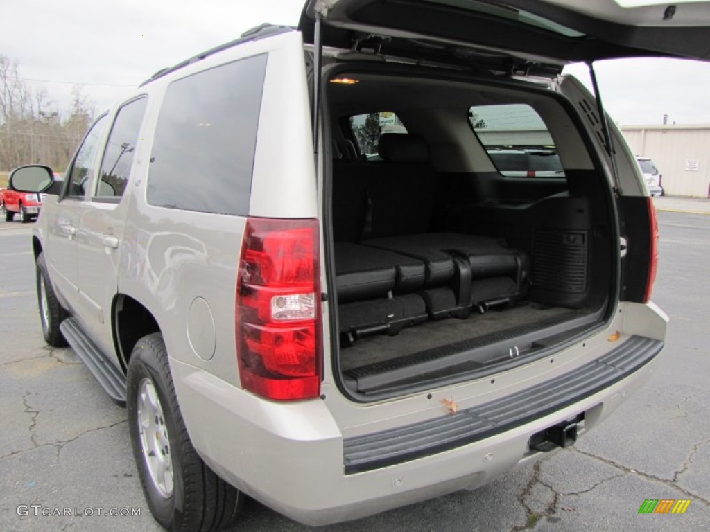 2009 Chevrolet Tahoe LT Trunk Photo #57157873