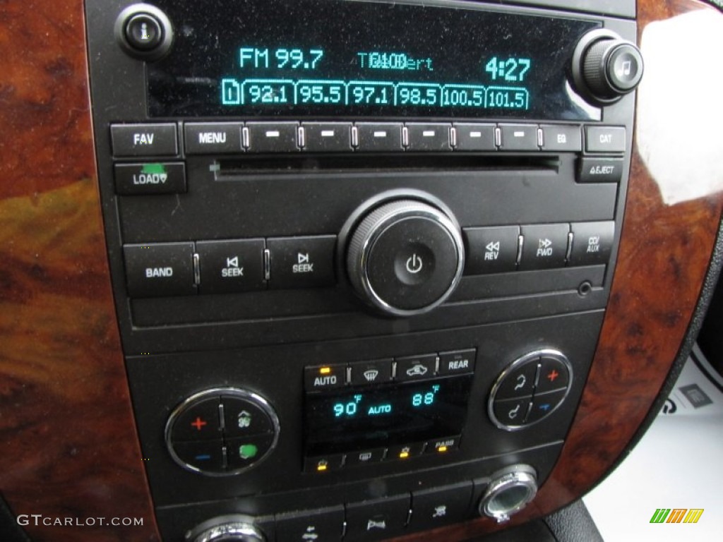 2009 Chevrolet Tahoe LT Controls Photo #57157936