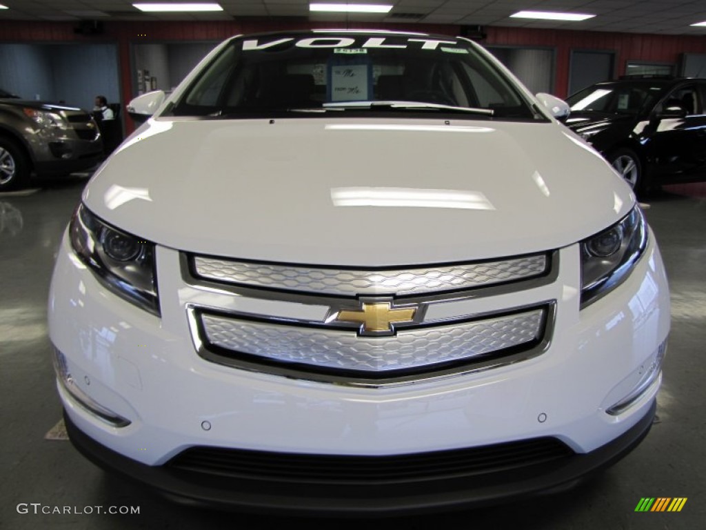 2012 Volt Hatchback - Summit White / Jet Black/Ceramic White Accents photo #2