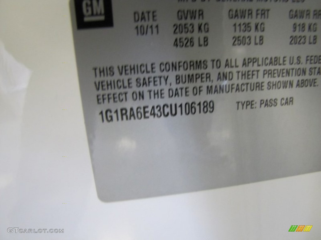 2012 Volt Hatchback - Summit White / Jet Black/Ceramic White Accents photo #16