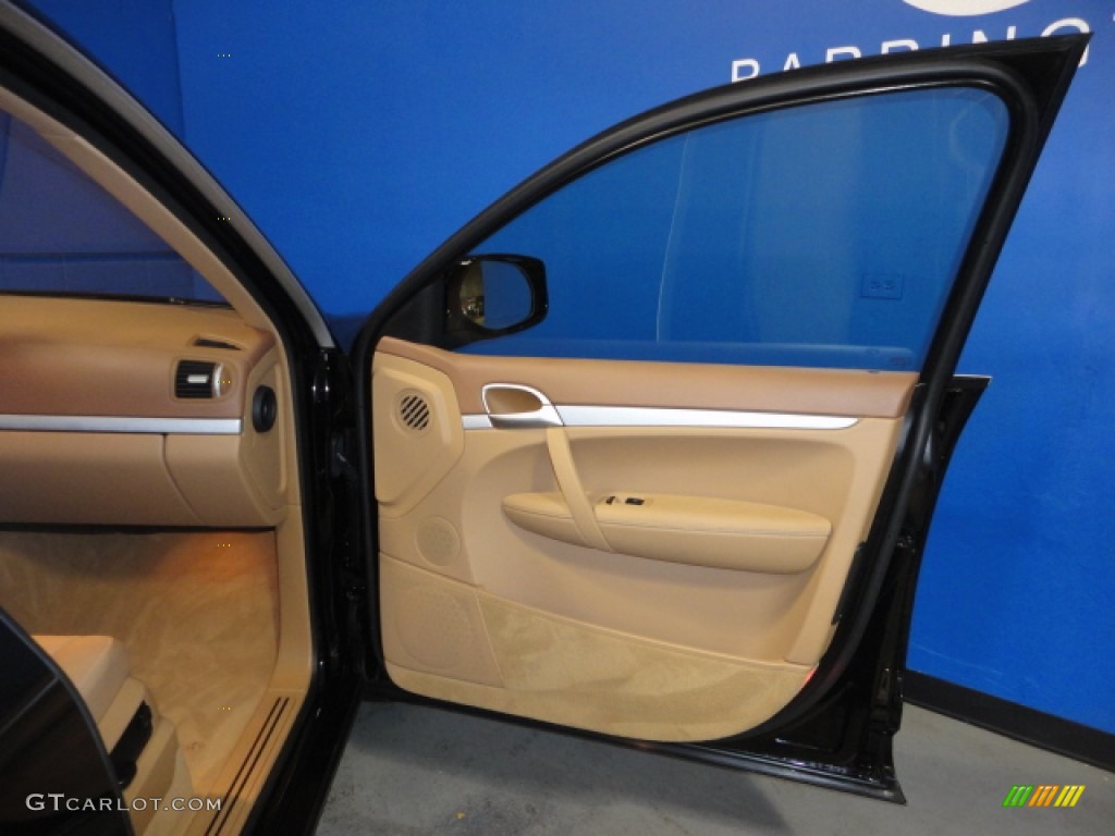 2009 Porsche Cayenne Tiptronic Havanna/Sand Beige Door Panel Photo #57163748