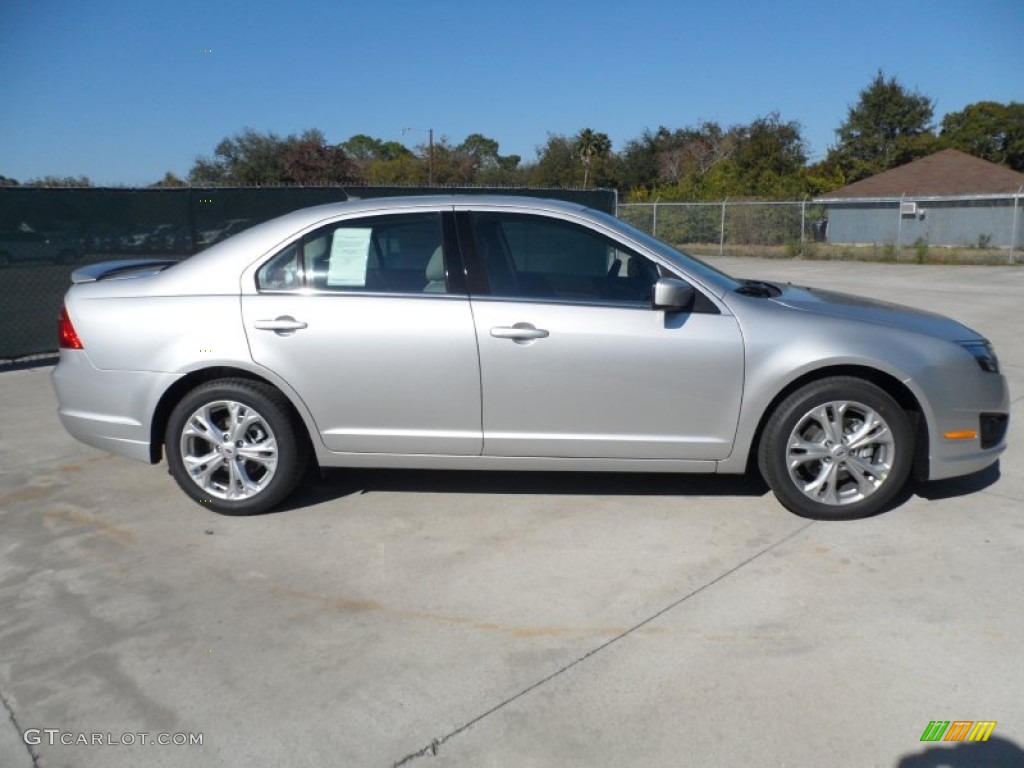 2012 Fusion SE - Ingot Silver Metallic / Medium Light Stone photo #2