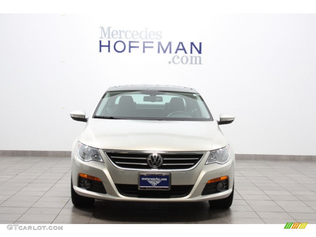 2010 CC Luxury - White Gold Metallic / Black photo #3