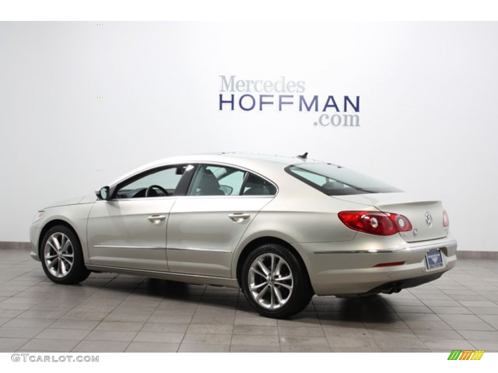 2010 CC Luxury - White Gold Metallic / Black photo #5