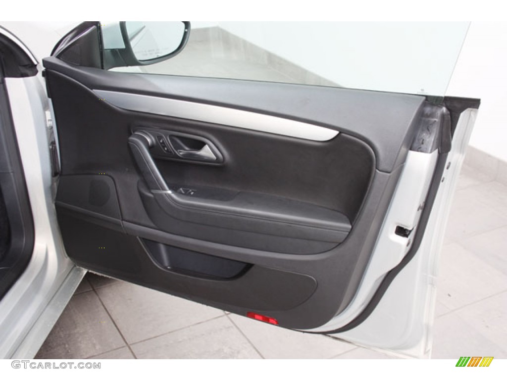 2010 CC Luxury - White Gold Metallic / Black photo #13