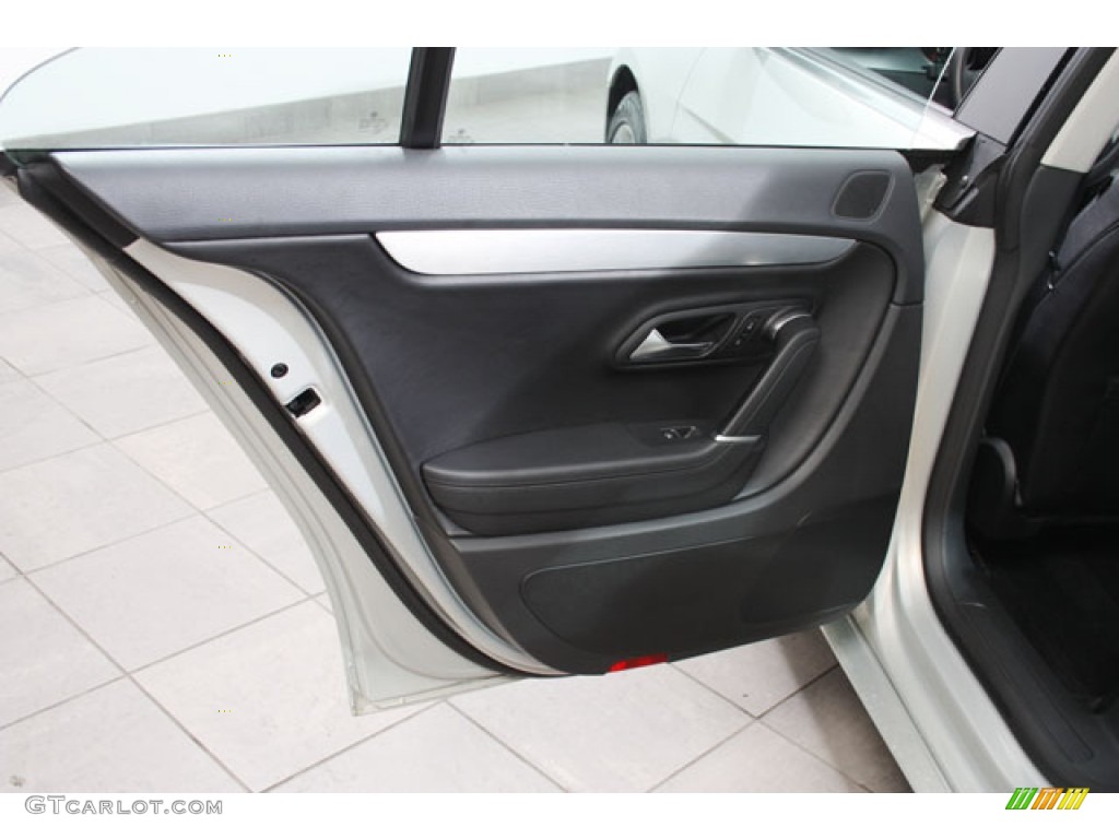 2010 CC Luxury - White Gold Metallic / Black photo #15