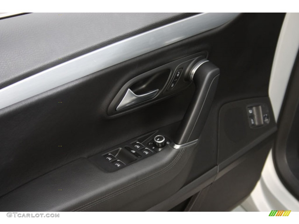 2010 CC Luxury - White Gold Metallic / Black photo #17