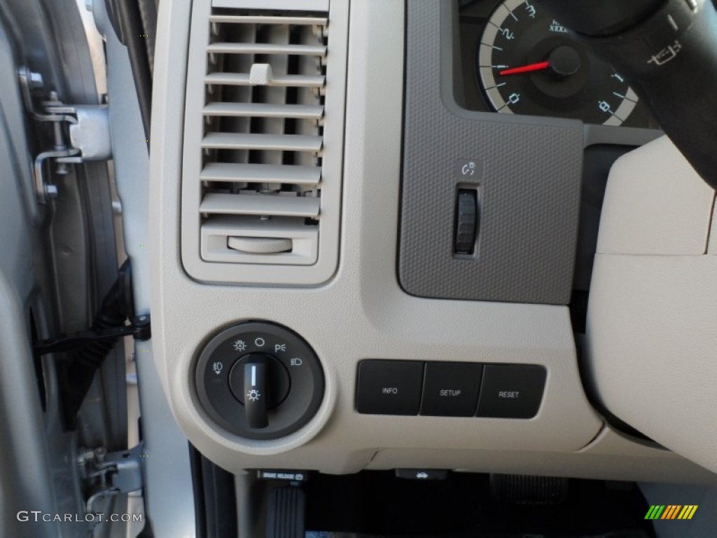 2012 Ford Escape XLT V6 Controls Photo #57168713