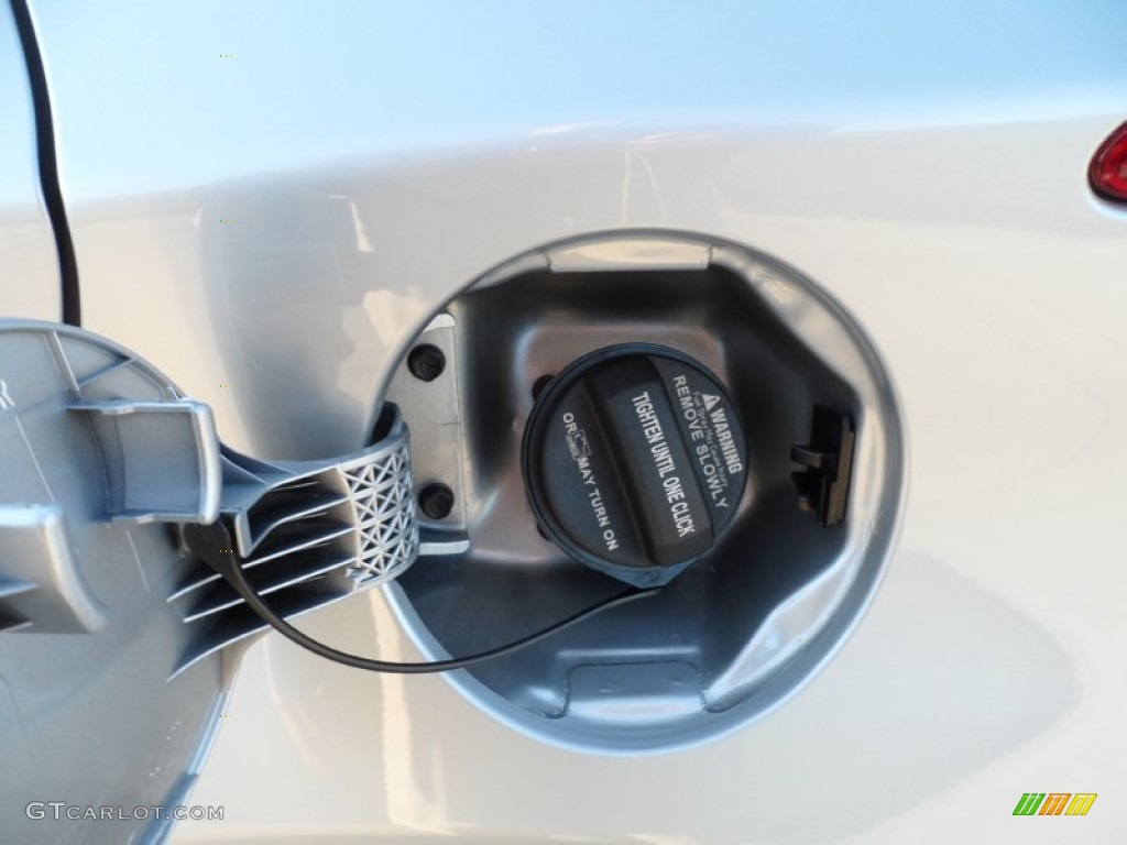 2012 Elantra Limited - Silver / Gray photo #12