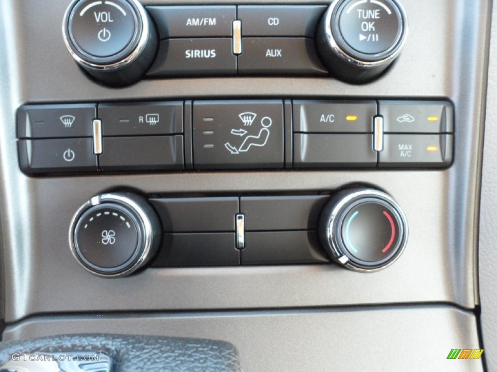 2012 Ford Taurus SE Controls Photo #57170759