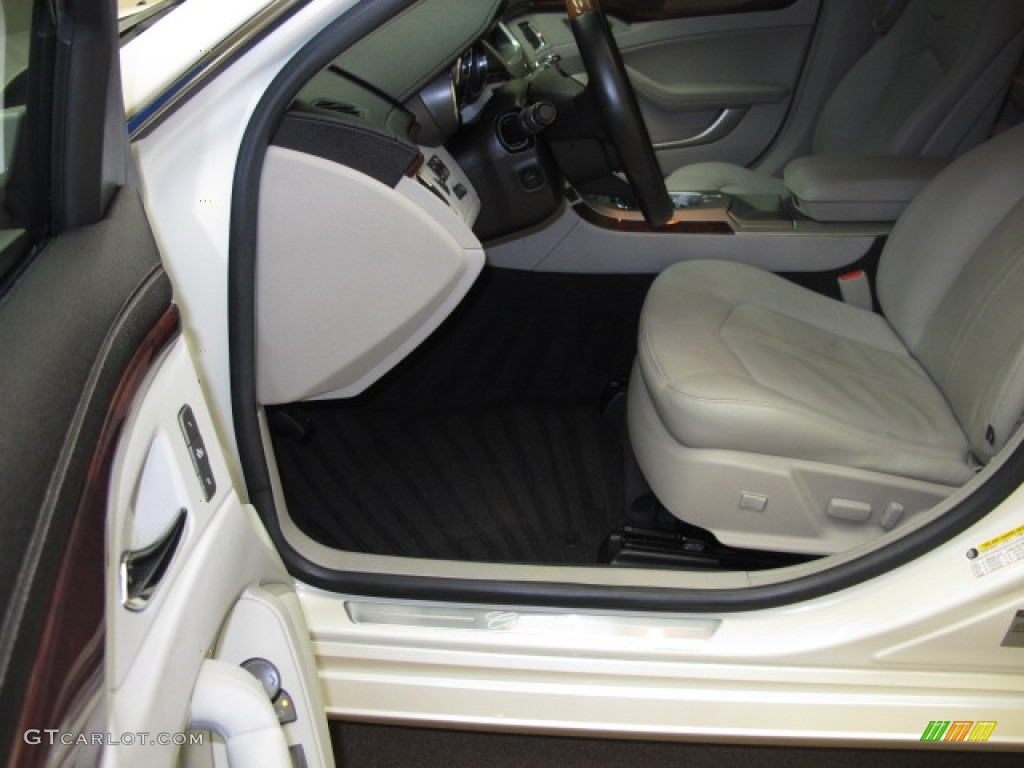 2009 CTS 4 AWD Sedan - White Diamond Tri-Coat / Light Titanium/Ebony photo #17
