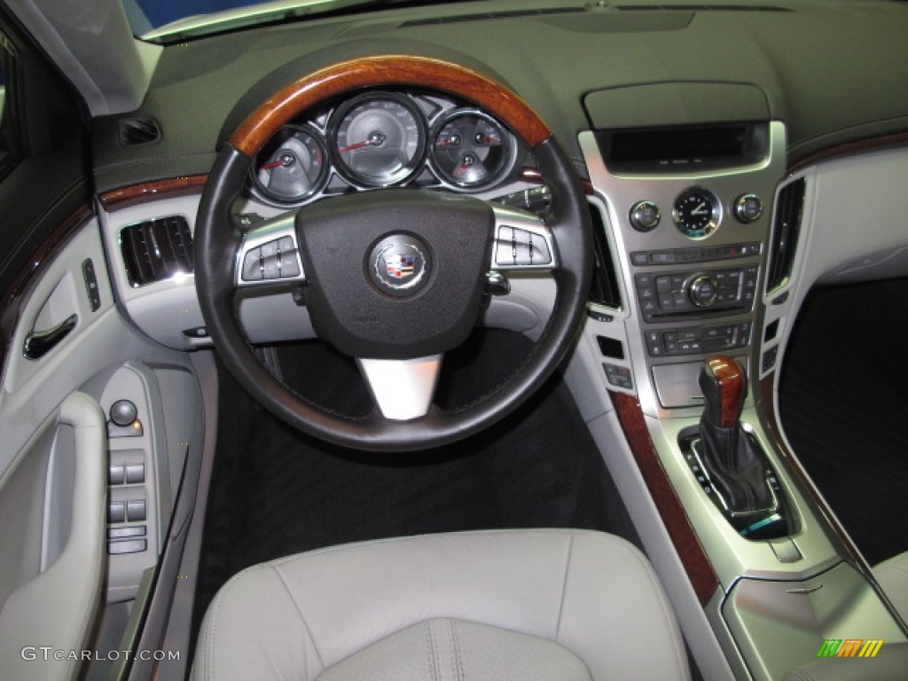 2009 CTS 4 AWD Sedan - White Diamond Tri-Coat / Light Titanium/Ebony photo #25