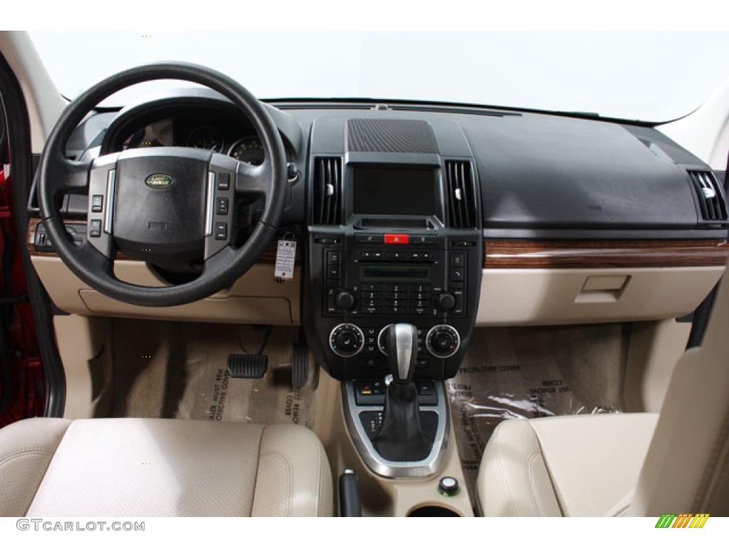 2009 Land Rover LR2 HSE Almond Dashboard Photo #57172514