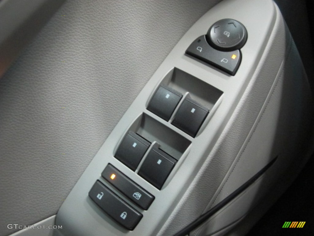 2009 CTS 4 AWD Sedan - White Diamond Tri-Coat / Light Titanium/Ebony photo #40