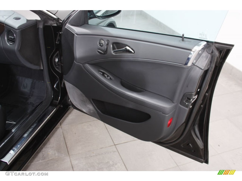2007 Mercedes-Benz CLS 550 Black Door Panel Photo #57173105