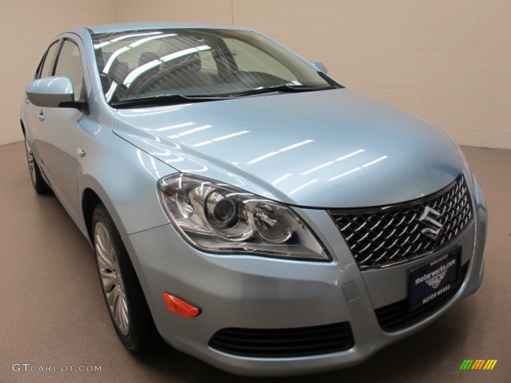 2011 Kizashi SE - Ice Blue Metallic / Beige photo #1