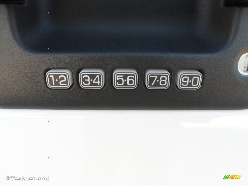 2011 F150 Texas Edition SuperCrew 4x4 - Oxford White / Steel Gray photo #16