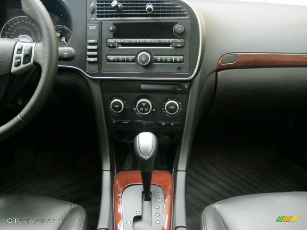 2010 9-3 2.0T Sport Sedan - Glacier Silver Metallic / Black photo #31