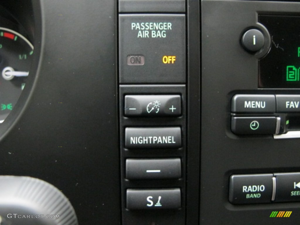 2010 Saab 9-3 2.0T Sport Sedan Controls Photo #57175575