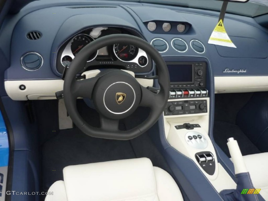 2010 Lamborghini Gallardo LP560-4 Spyder Blu Scylla/Bianco Polar Dashboard Photo #57176458