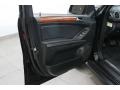 Black - GL 450 4Matic Photo No. 15