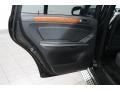 Black - GL 450 4Matic Photo No. 14