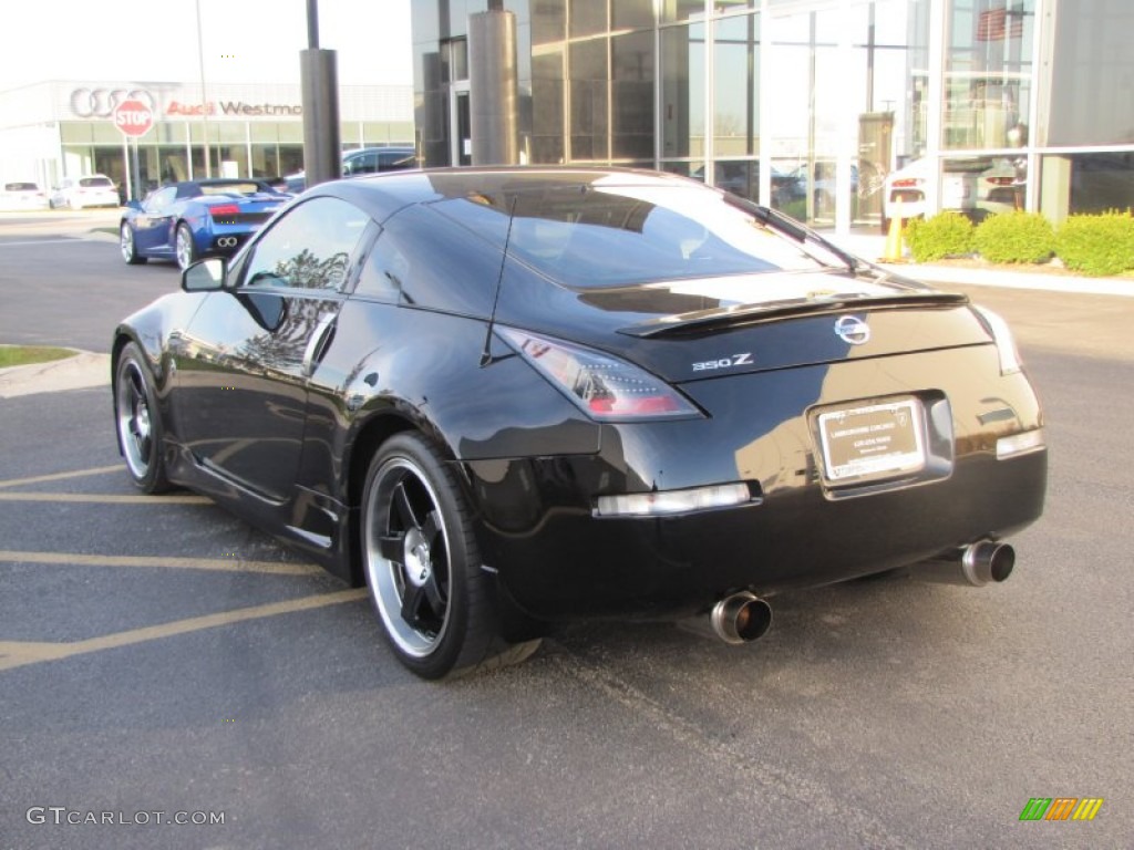 2004 350Z Touring Coupe - Super Black / Charcoal photo #9