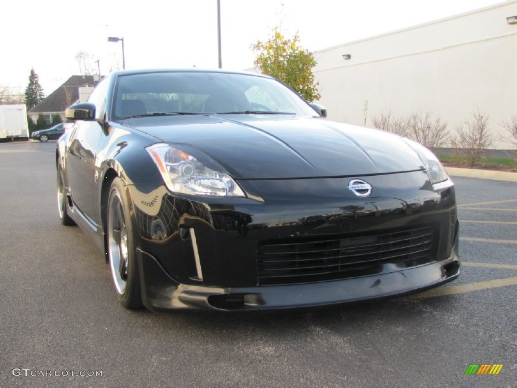 2004 350Z Touring Coupe - Super Black / Charcoal photo #10